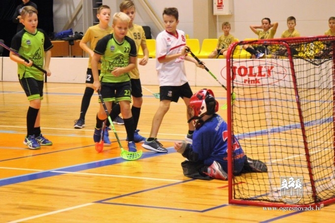 Ogres Vilki U11 sekmīgi uzsāk sezonu!