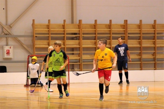 Ogres Vilki U11 sekmīgi uzsāk sezonu!
