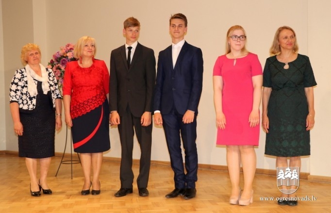 Godina olimpiāžu, konkursu un sacensību uzvarētājus