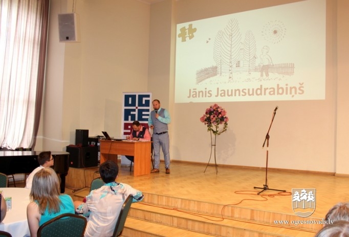 Godina olimpiāžu, konkursu un sacensību uzvarētājus