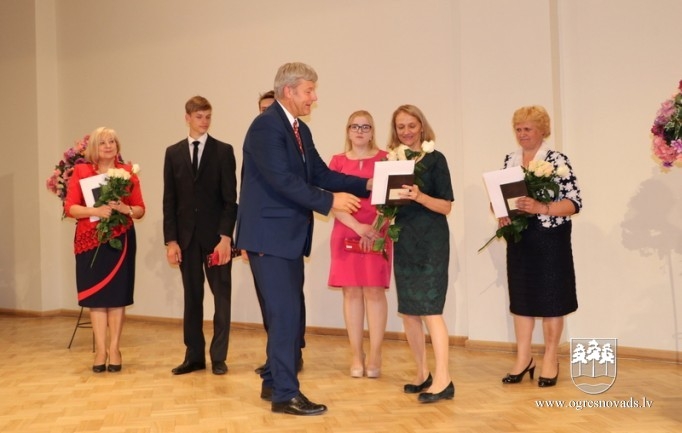 Godina olimpiāžu, konkursu un sacensību uzvarētājus