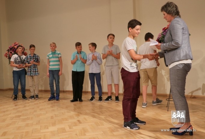 Godina olimpiāžu, konkursu un sacensību uzvarētājus