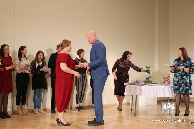 Godina olimpiāžu, konkursu un sacensību uzvarētājus 2019