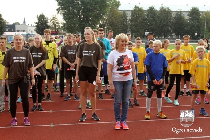 Ogres 1.vidusskolas komanda uzvar «Olimpiskajā dienā 2015»