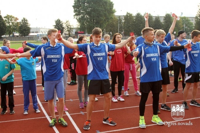 Ogres 1.vidusskolas komanda uzvar «Olimpiskajā dienā 2015»