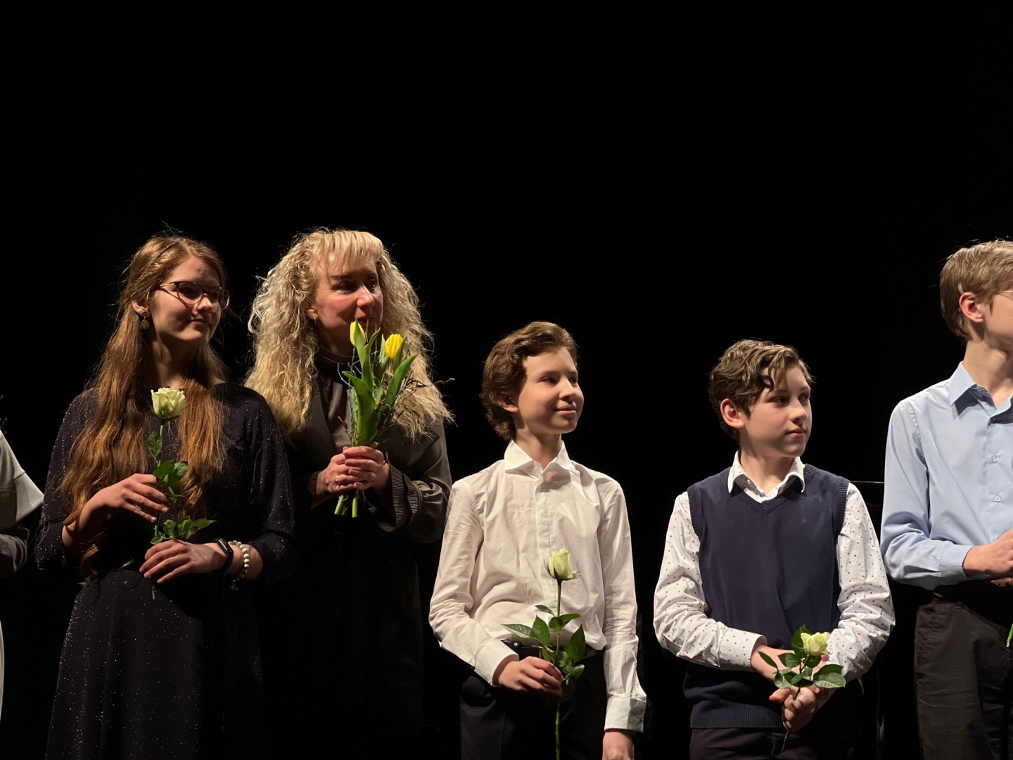 Ogres Mūzikas un mākslas skolas audzēkņu koncerts “SATIEC PURVĪTI” 03.03.2022.