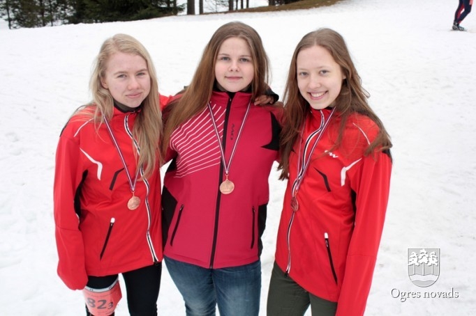 Mūsu ziemas orientieristiem medaļu birums Latvijas čempionātā