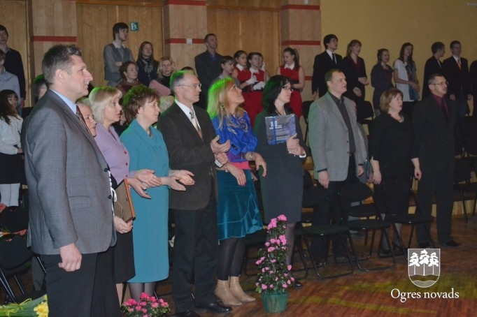 Ogres Valsts ģimnāzijai 20