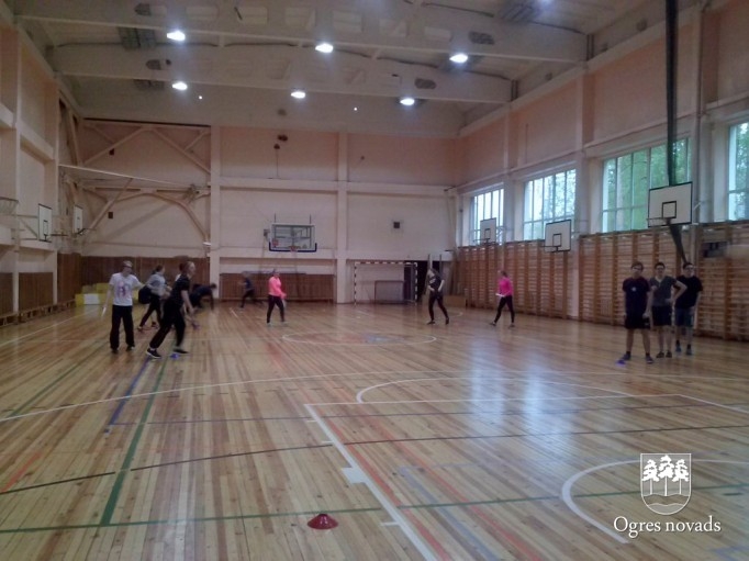 Jaunieši no Zviedrijas projekta ietvaros viesojas Ogrē