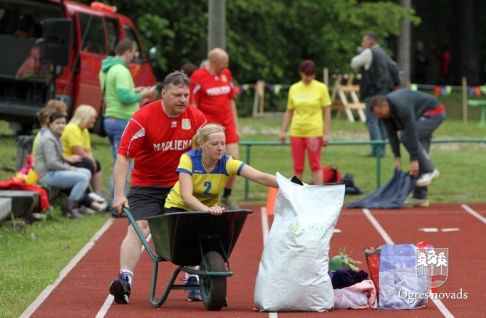 Pašvaldību darbinieku sporta spēles 2014