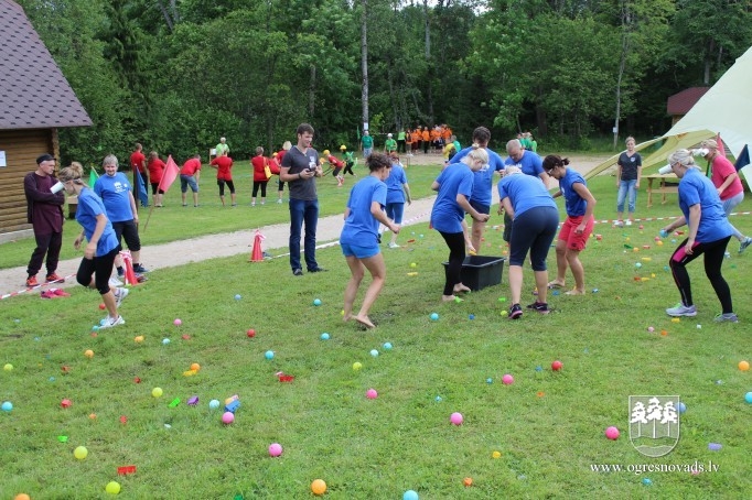 Kaimiņu pašvaldību darbinieki tiekas ikgadējās sporta spēlēs