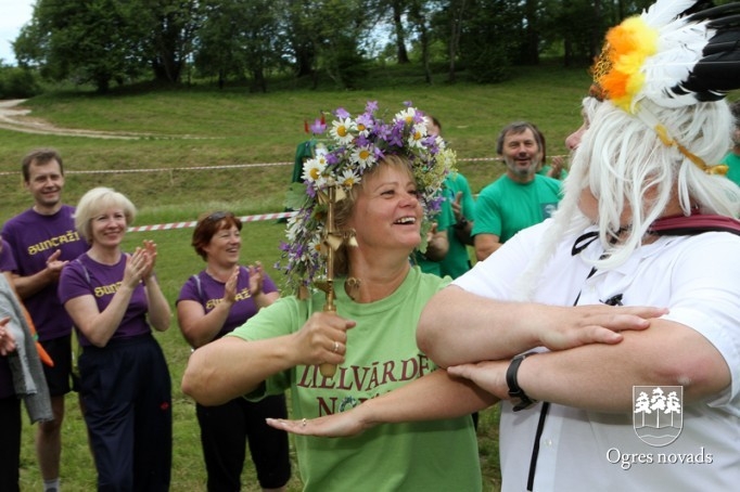 Pašvaldību darbinieku sporta spēles 2012