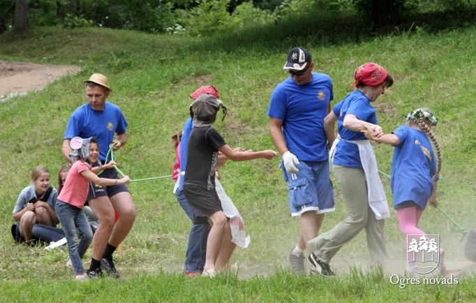 Pašvaldību darbinieku sporta spēles 2012