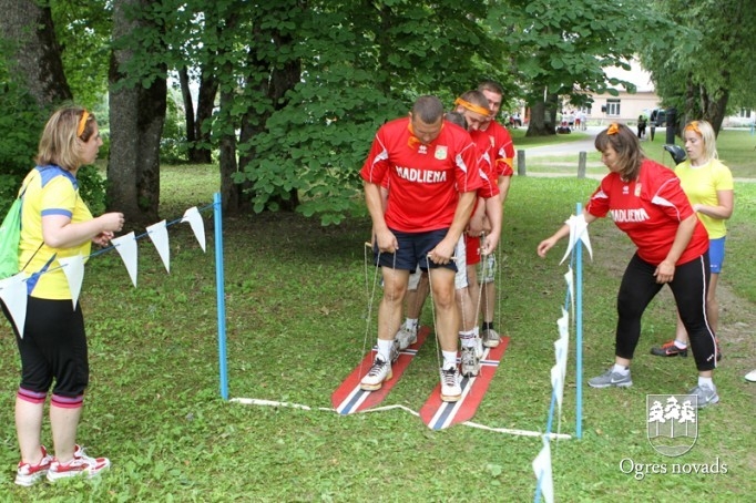 Pašvaldību darbinieku sporta spēles Ķeipenē