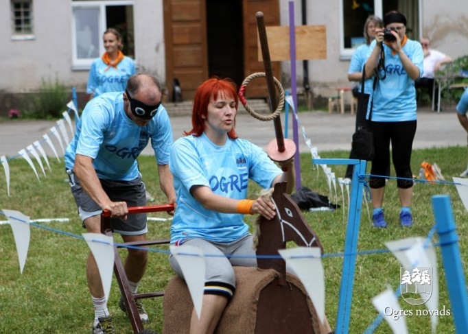 Pašvaldību darbinieku sporta spēles Ķeipenē