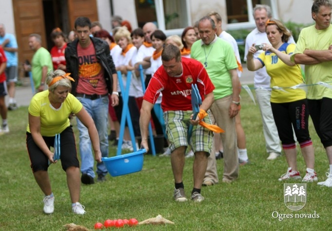 Pašvaldību darbinieku sporta spēles Ķeipenē
