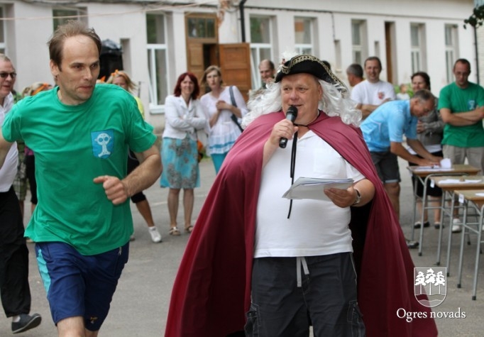 Pašvaldību darbinieku sporta spēles Ķeipenē
