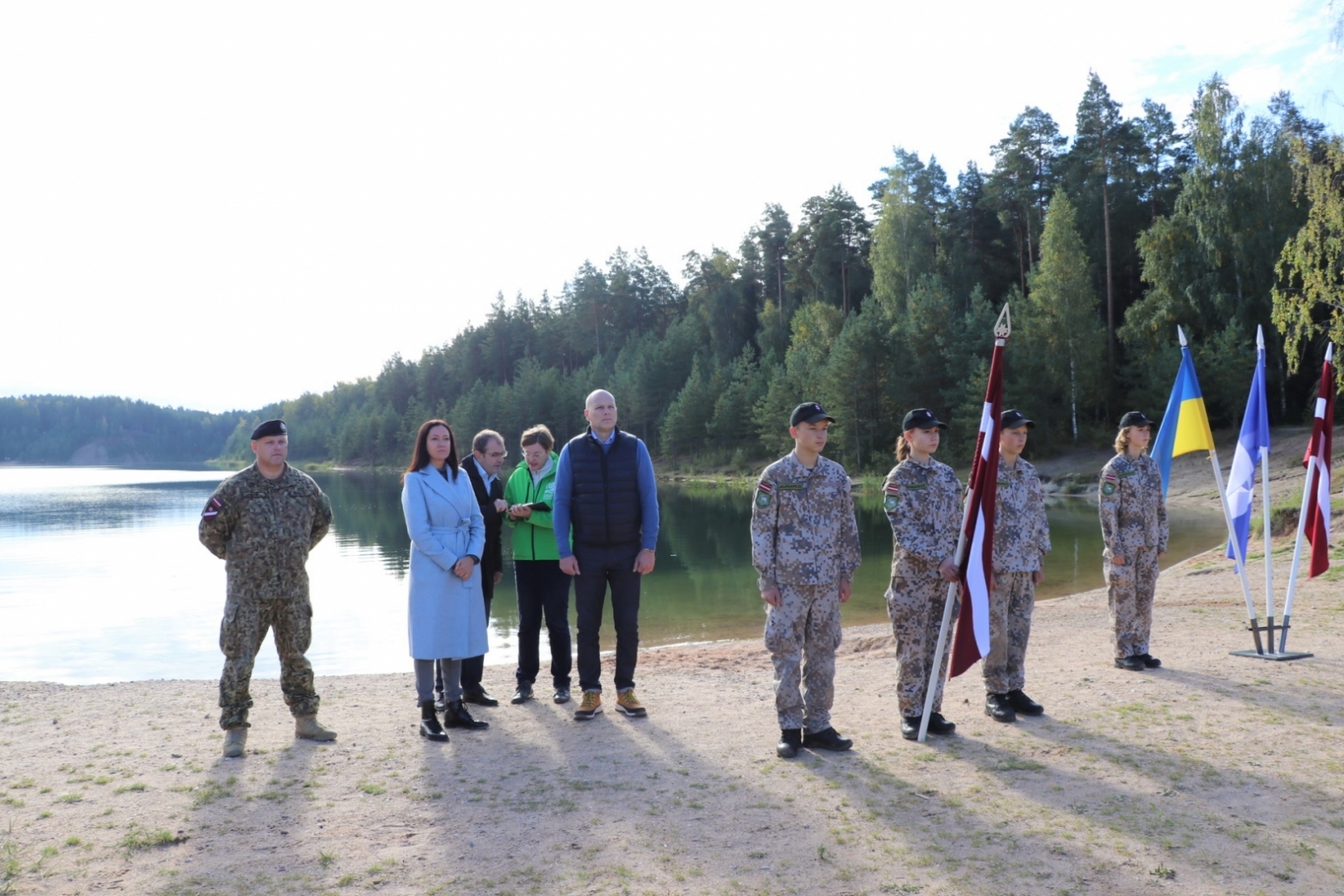 Patriotiskā pārgājienā dodas vairāk kā 1000 Ogres novada skolēni