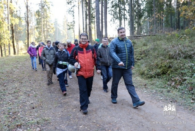 Skolēni jau otro gadu dodas militāri patriotiskā pārgājienā