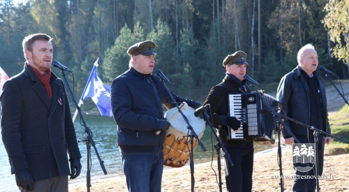 Skolēni jau otro gadu dodas militāri patriotiskā pārgājienā