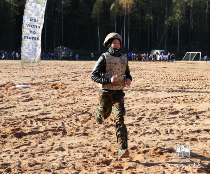 Skolēni jau otro gadu dodas militāri patriotiskā pārgājienā