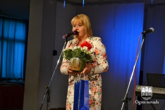Ogrē tiekas pensionētie pedagogi