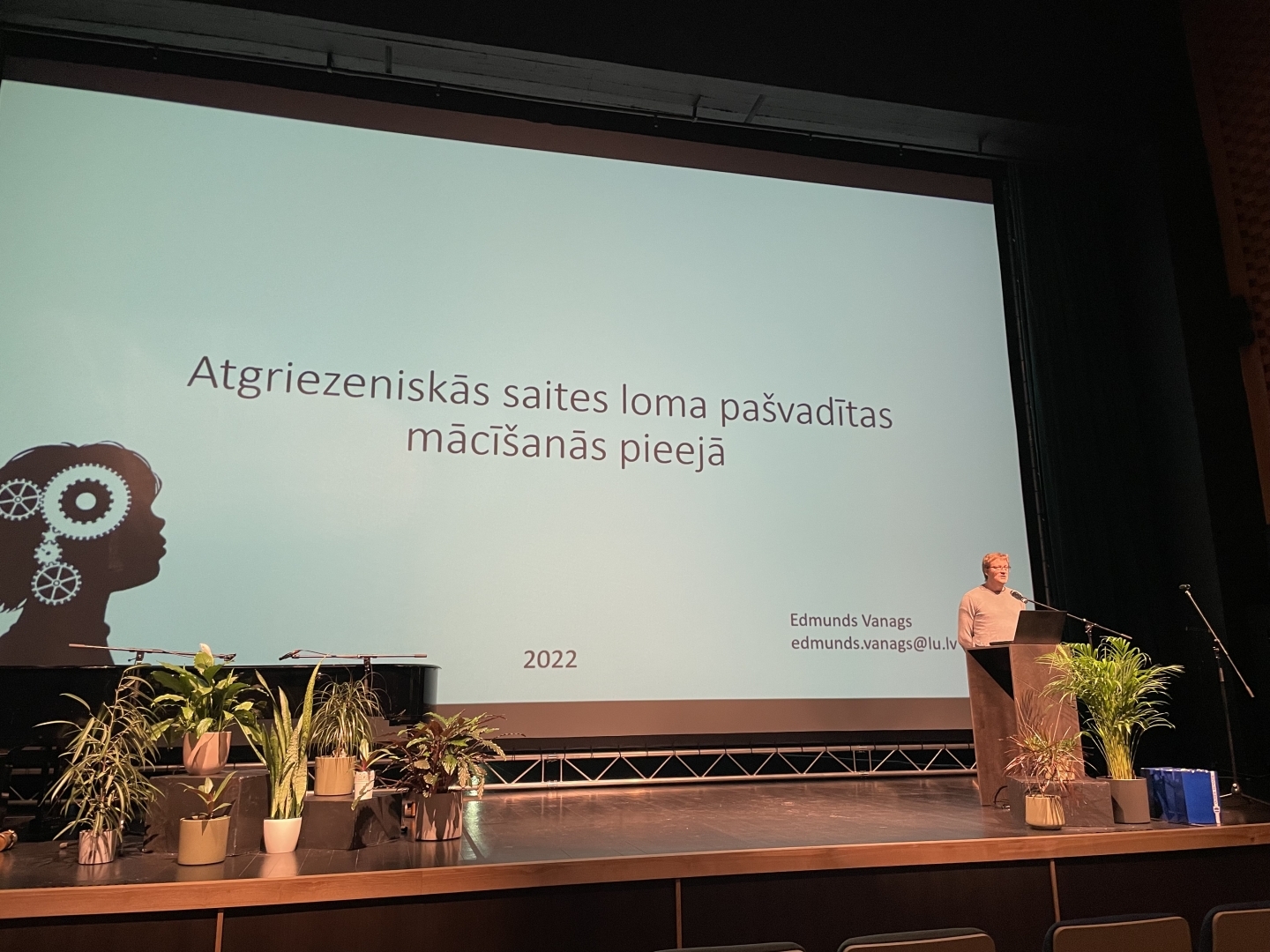 Ogres novada pedagogi gūst jaunas zināšanas konferencē “Vairāk kā stunda…”