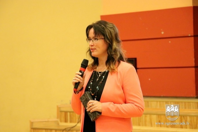 Pedagogi tiekas konferencē Ogrē