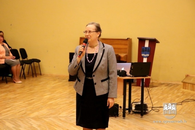 Pedagogi tiekas konferencē Ogrē