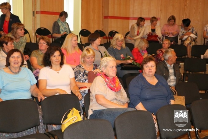 Pedagogi tiekas konferencē Ogrē