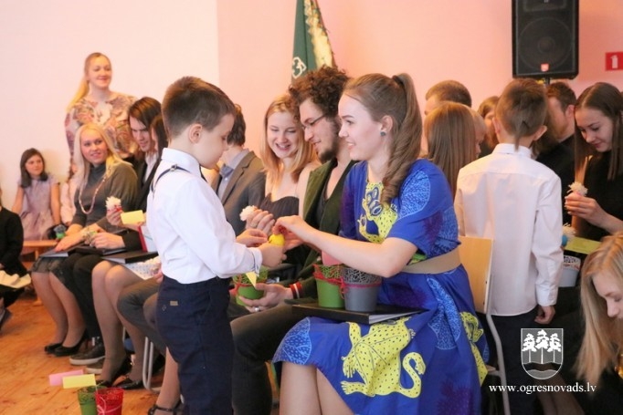 Topošajiem absolventiem mācībstundas beigušās