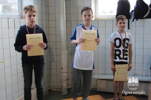 Ogrē dibināts peldēšanas klubs