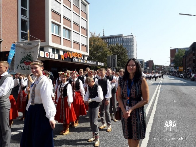 BDK “Pīlādzītis” dejotāji piedalās folkloras festivālā Vācijā