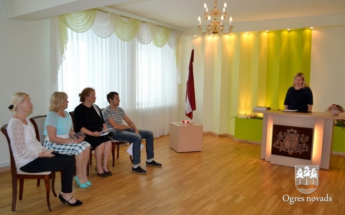 Ogres novadā par diviem Latvijas pilsoņiem vairāk