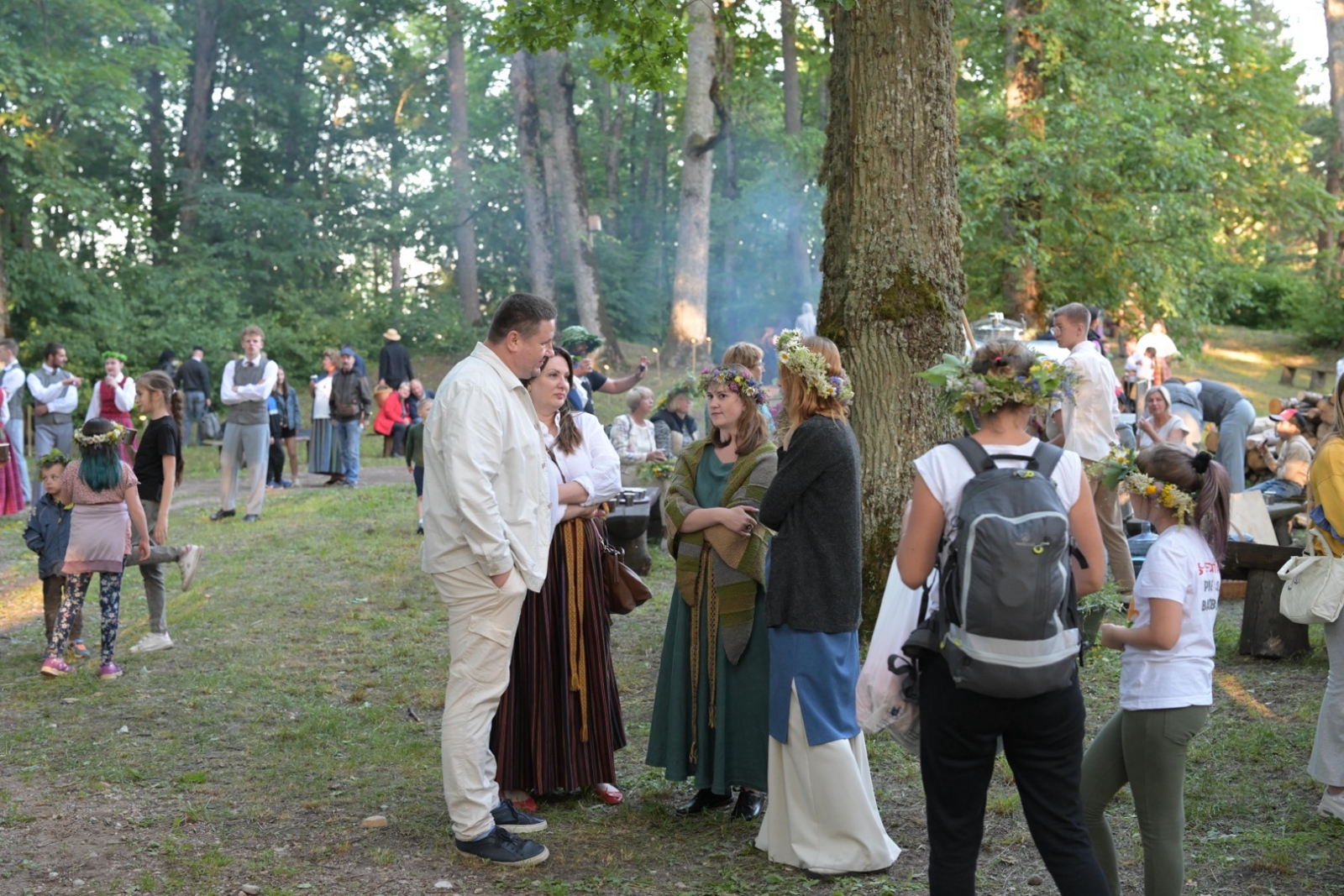 Egils Helmanis, Elīna Aupe Plāteres pilskalnā 20.06.2024.