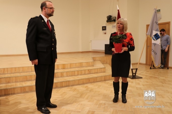 Tiek sveikti pašvaldības policijas darbinieki