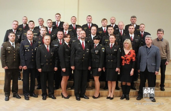 Tiek sveikti pašvaldības policijas darbinieki