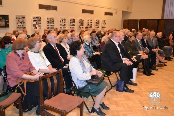 Ogres politiski represēto klubs atzīmē 25 gadu jubileju