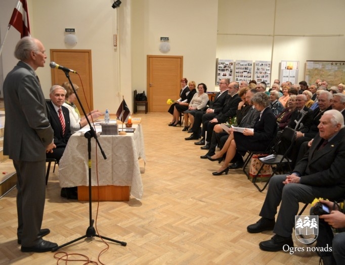 Ogres politiski represēto klubs atzīmē 25 gadu jubileju