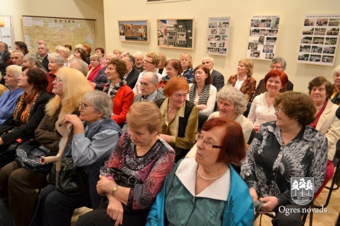 Ogres politiski represēto klubs atzīmē 25 gadu jubileju
