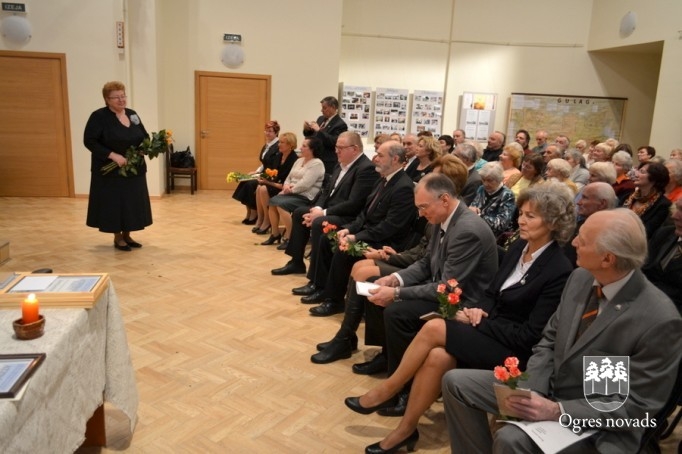 Ogres politiski represēto klubs atzīmē 25 gadu jubileju
