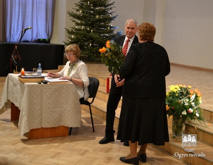 Ogres politiski represēto klubs atzīmē 25 gadu jubileju