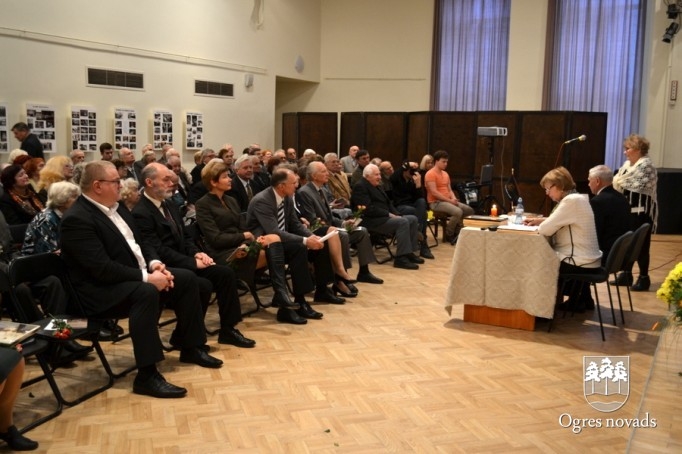 Ogres politiski represēto klubs atzīmē 25 gadu jubileju