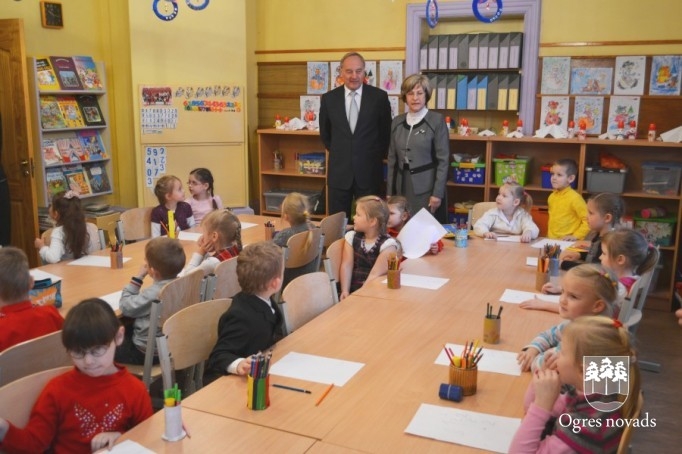 Valsts prezidenta vizīte Suntažu vidusskola