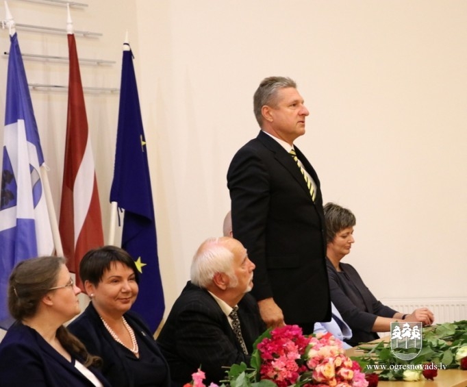 Ogres novada pašvaldības domi vadīs Egils Helmanis