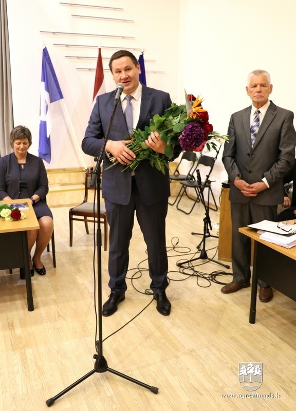 Ogres novada pašvaldības domi vadīs Egils Helmanis