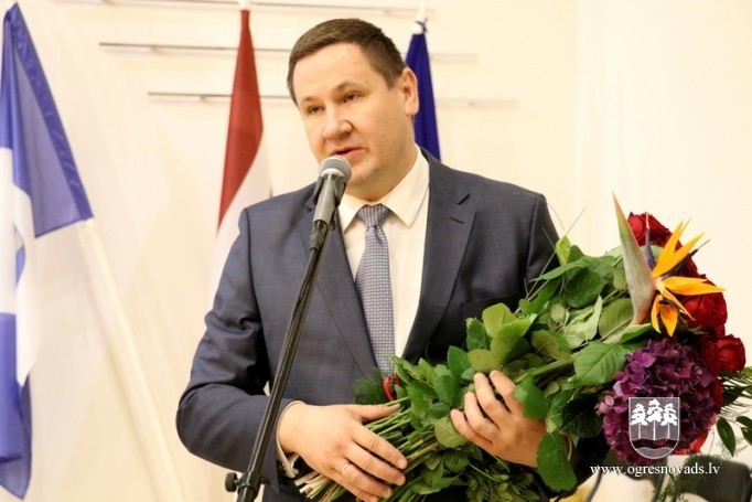 Ogres novada pašvaldības domi vadīs Egils Helmanis