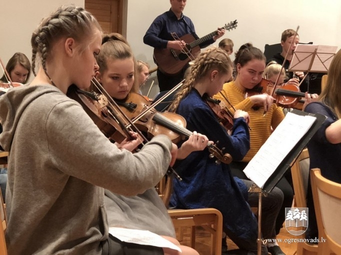 Ogres Mūzikas skolas audzēkņi un pedagogi atgriezušies no Somijas