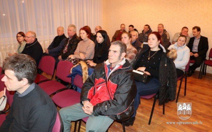 Iedzīvotāji spriež par izbūvei nepieciešamajiem ceļu posmiem