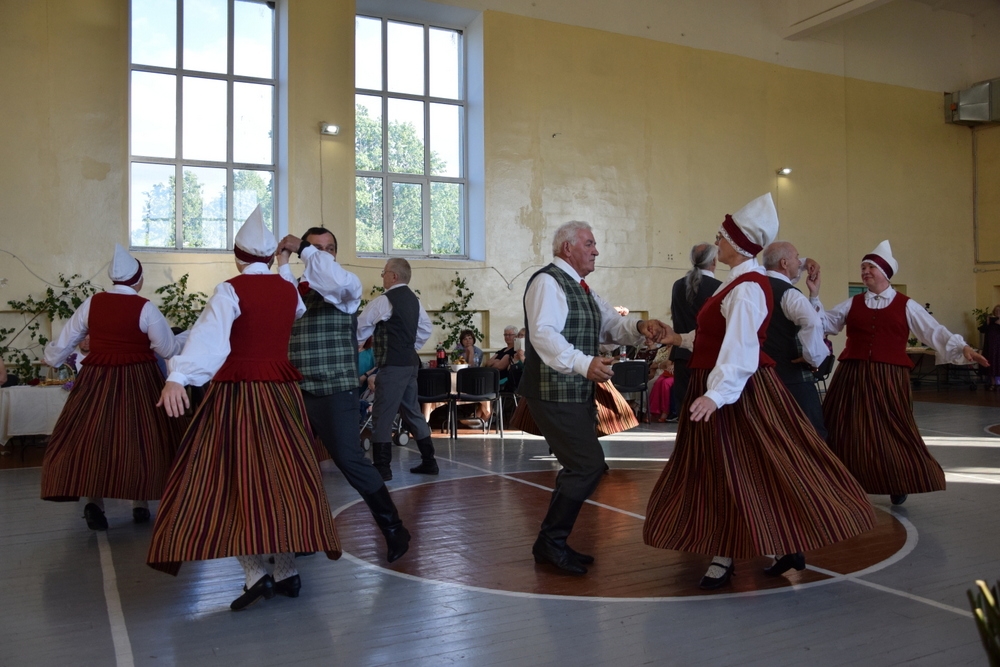 Rembates skolai 150. 11.06.2022.